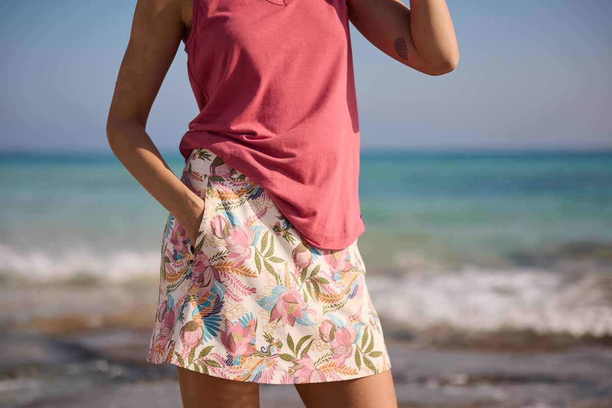 NEHA SKORT