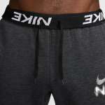 Vorschau: Nike Men"s Therma-FIT Fitness - Bild 5 Vorschau: Nike Men"s Therma-FIT Fitness - Bild 5